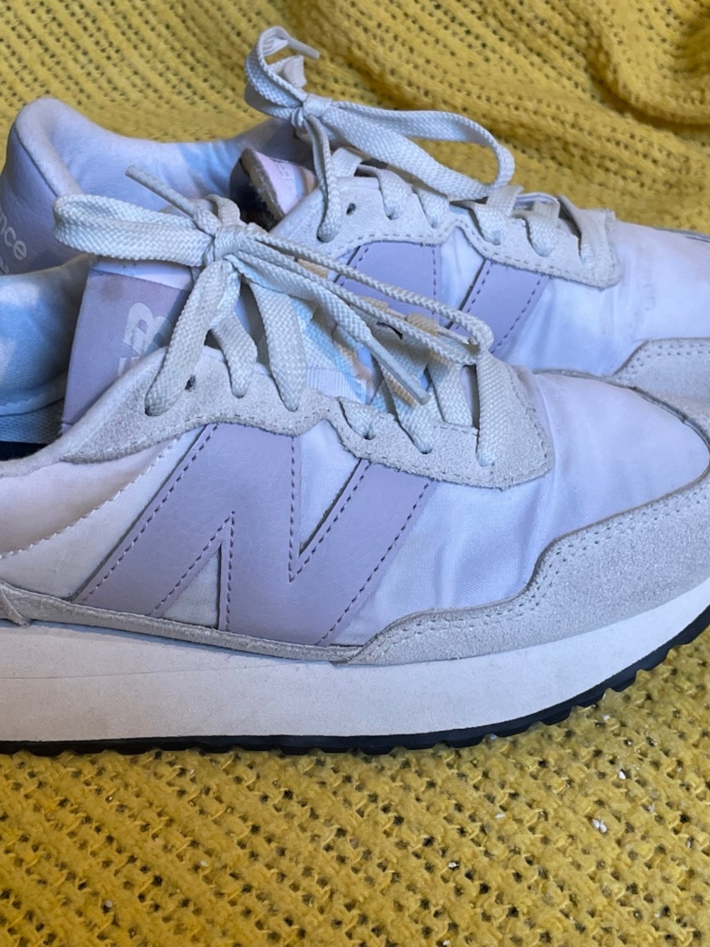 New Balance 237 Sneakers | White/Light Lavender | Women's 6.5